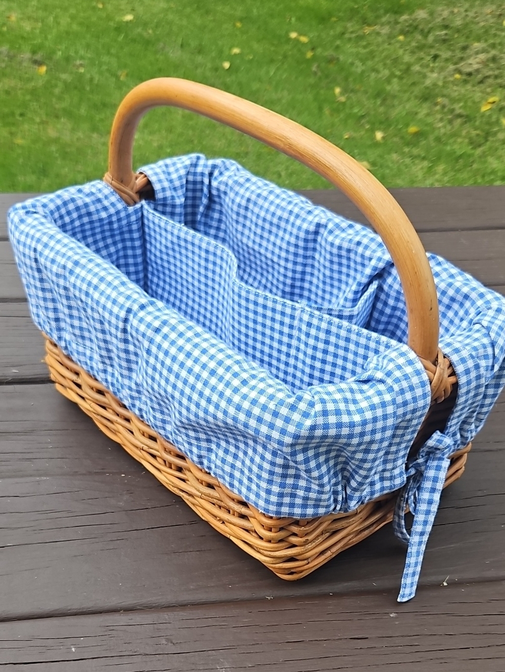 Blue Gingham Lined Wicker Picnick Caddy